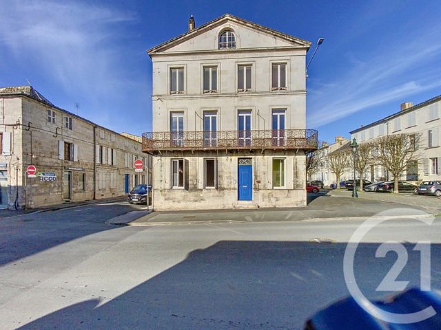 maison à vendre - 7 pièces - 168.0 m2 - ROCHEFORT - 17 - POITOU-CHARENTES - Century 21 L'Arsenal